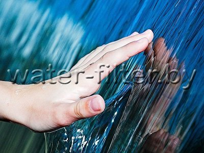чистая артезианская вода из скважины чистая артезианская вода из скважины