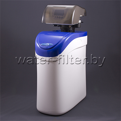 Фильтр Гейзер-AquaChief 0717 (B) для удаления железа и умягчения воды кабинетного типа